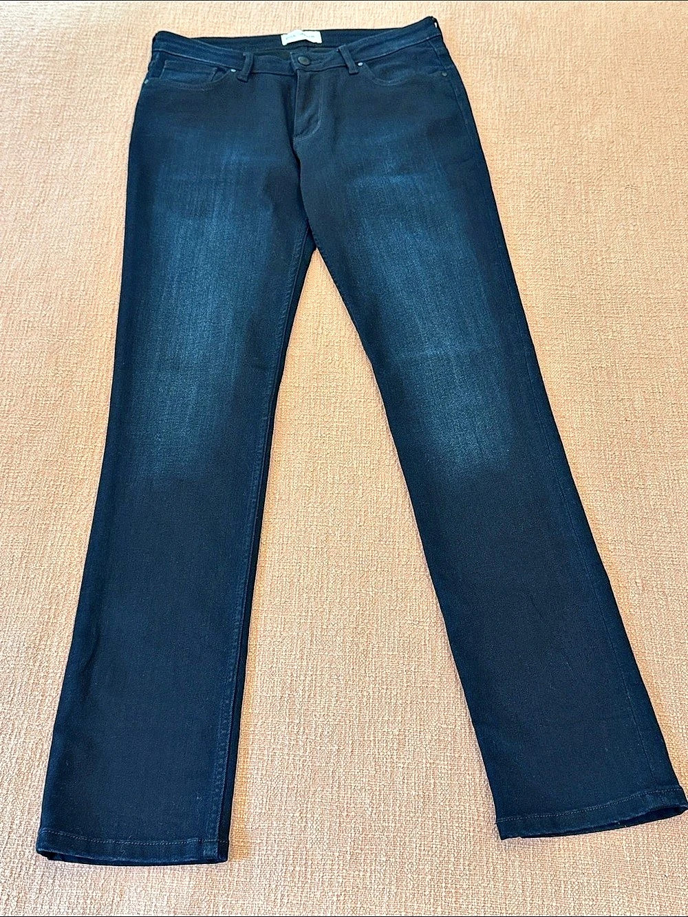 Dish-denim Straight & Narrow Straight Leg Blue Waist 32 length / inseam 32.5”